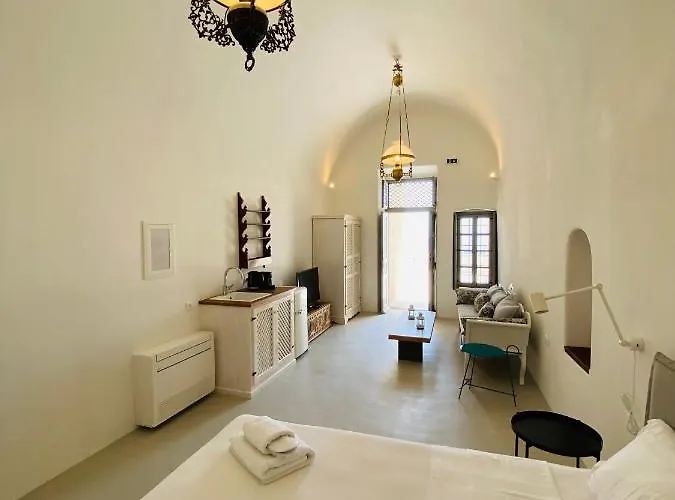 Ikia Kriton * Imerovigli (Santorini)