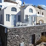 Ikia Kriton Imerovigli (Santorini)