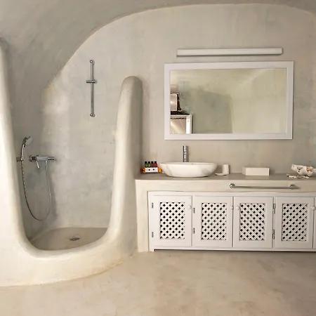 이키아 크리톤 이메로비글리